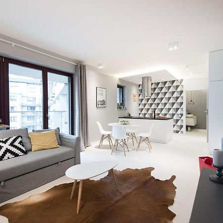 Premium Apartment For Old Town & Jewish Quarter - Balcony Plus Pool Onsite Krakow Exterior photo