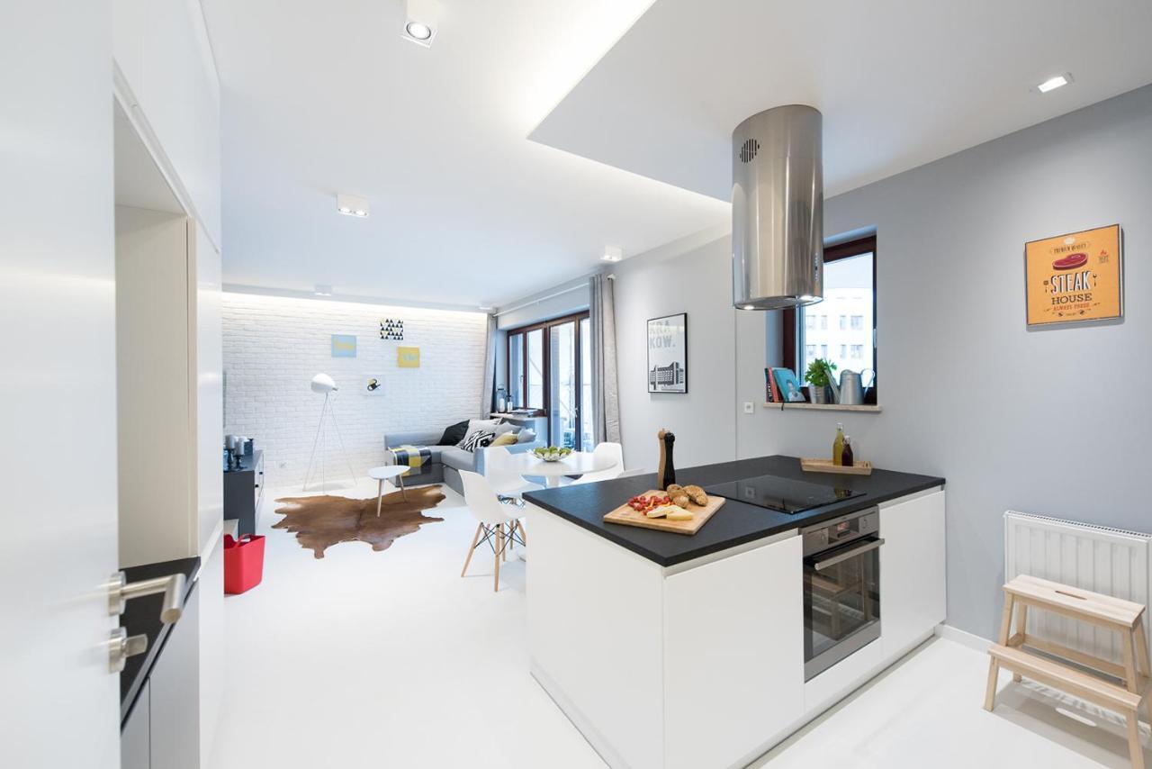 Premium Apartment For Old Town & Jewish Quarter - Balcony Plus Pool Onsite Krakow Exterior photo