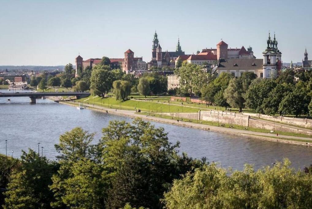 Premium Apartment For Old Town & Jewish Quarter - Balcony Plus Pool Onsite Krakow Exterior photo