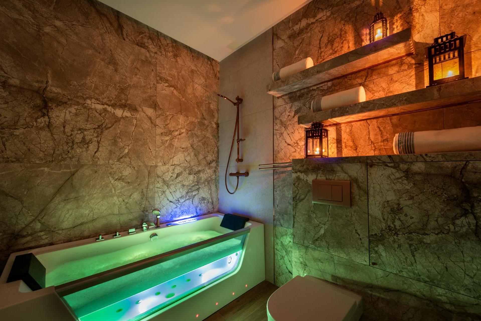 Premium Apartment For Old Town & Jewish Quarter - Balcony Plus Pool Onsite Krakow Exterior photo